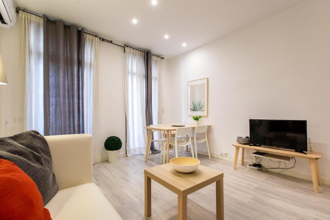 Pere Serafi 2 Bedroom Apartment Barcelona Luaran gambar