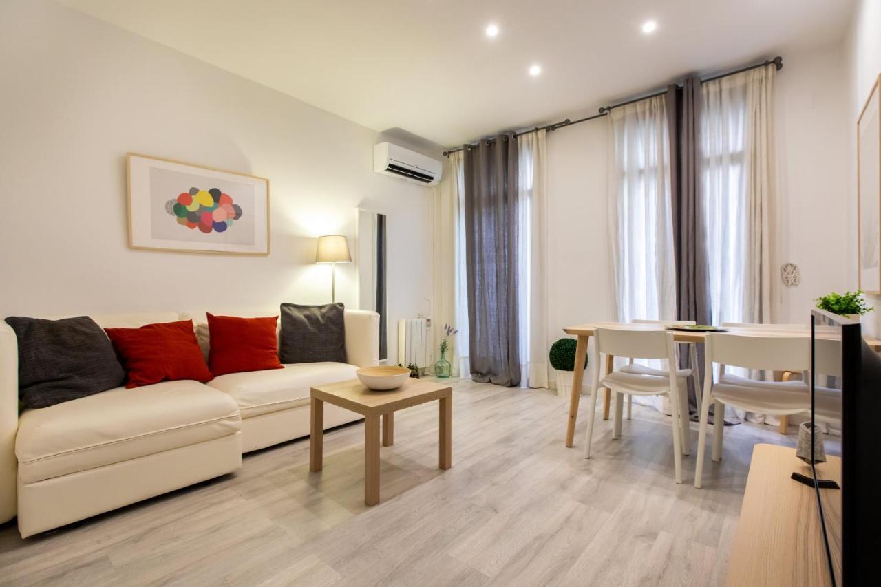 Pere Serafi 2 Bedroom Apartment Barcelona Luaran gambar