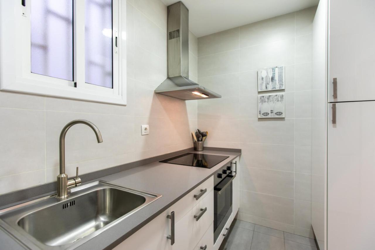 Pere Serafi 2 Bedroom Apartment Barcelona Luaran gambar