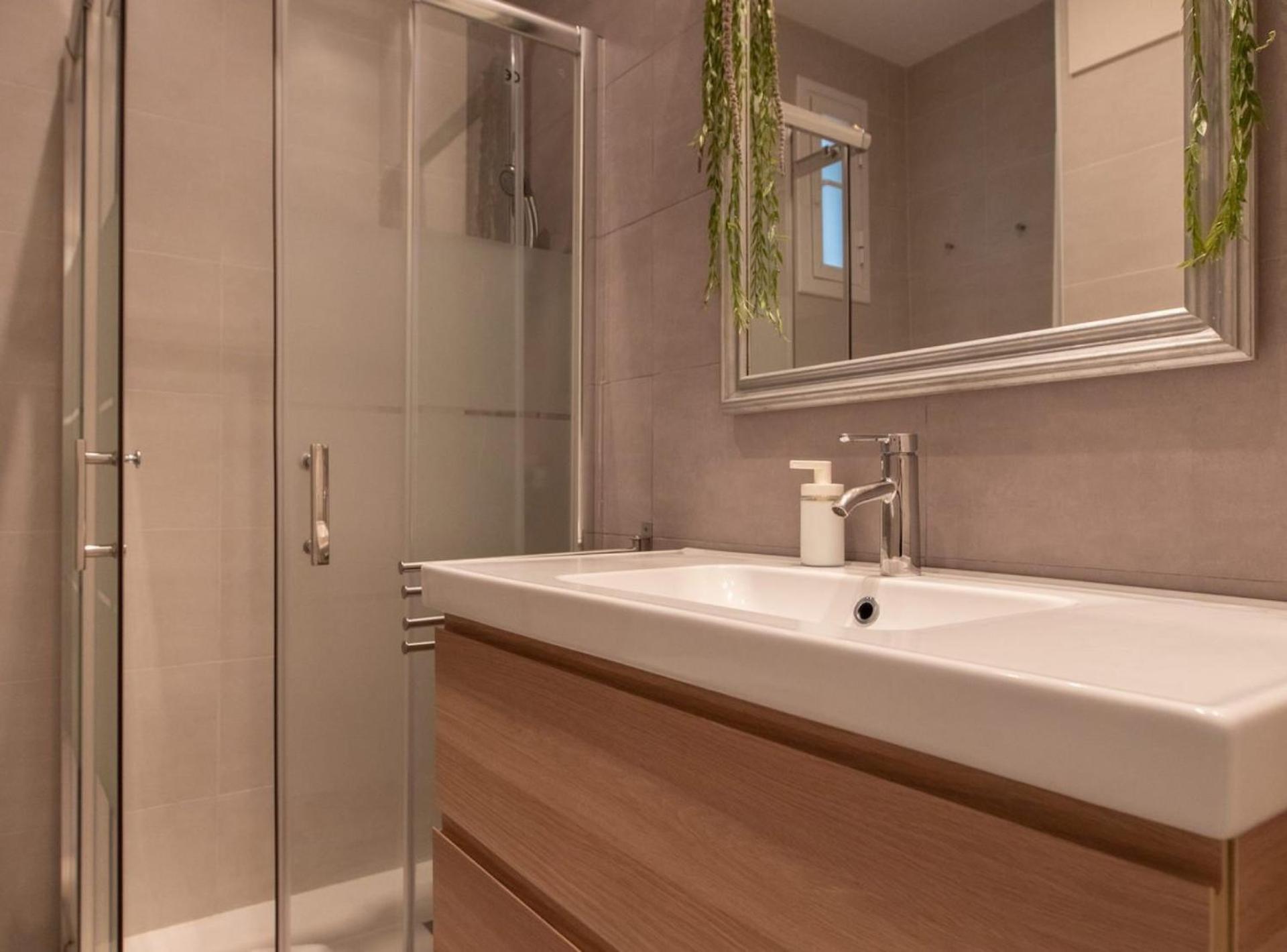 Pere Serafi 2 Bedroom Apartment Barcelona Luaran gambar