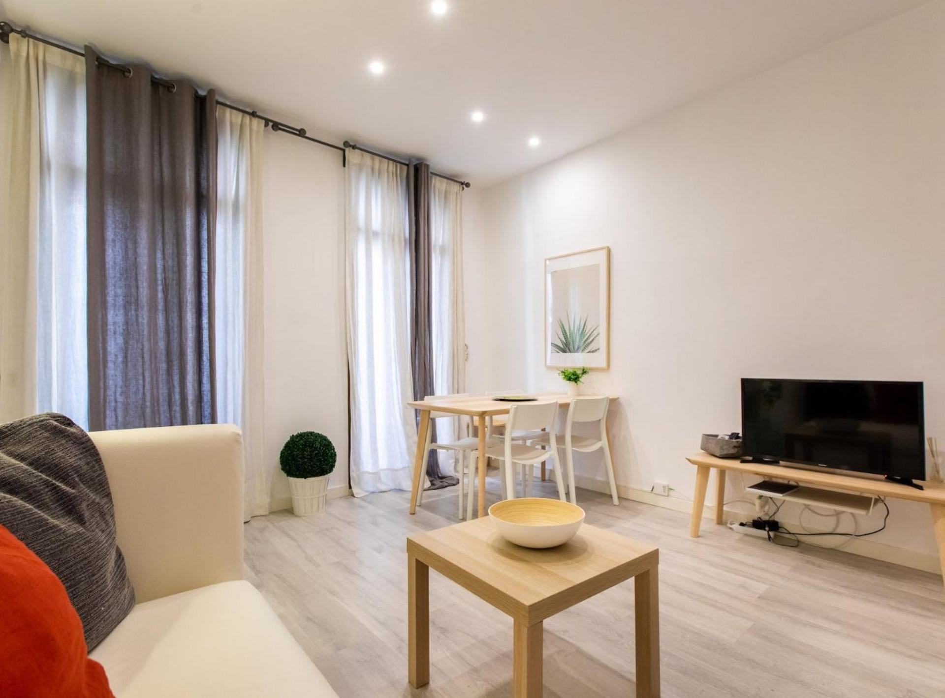 Pere Serafi 2 Bedroom Apartment Barcelona Luaran gambar